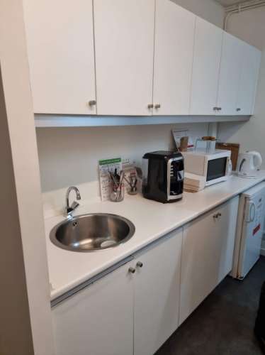 2 Lojas+1 Armazém com excelente taxa de rentabilidade no centro das Caldas da Rainha