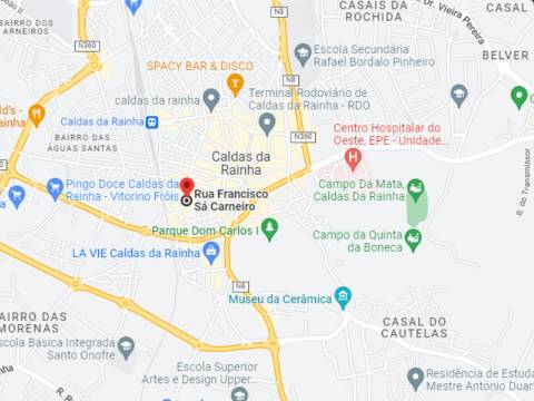 2 Lojas+1 Armazém com excelente taxa de rentabilidade no centro das Caldas da Rainha