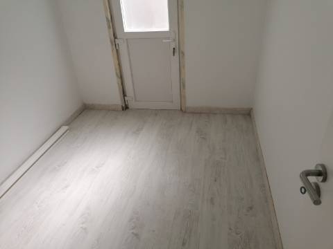 2 Moradias junto ao Polo Universitário da Ajuda