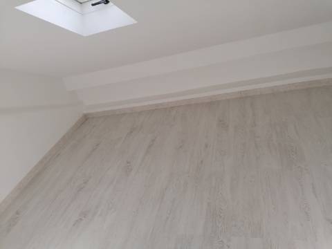 2 Moradias junto ao Polo Universitário da Ajuda