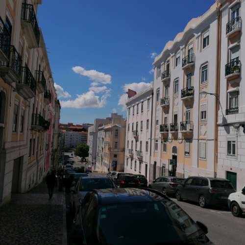 Prédio em Lisboa com rendimento