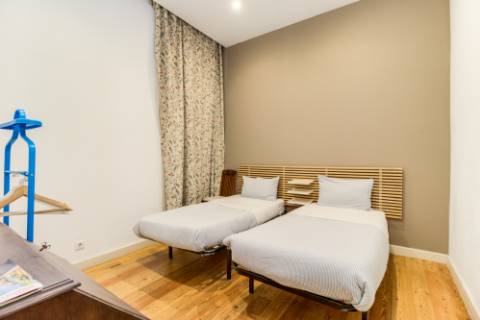 Apartamento T3 cheio de charme em plena Baixa Lisboeta