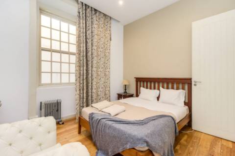 Apartamento T3 cheio de charme em plena Baixa Lisboeta