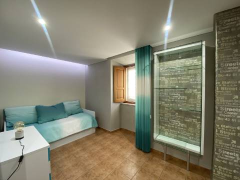 Moradia equipada e mobilada para arrendamento