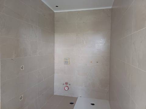 Moradia V4 Contemporânea, a 2 Minutos do Mosteiro da Batalha