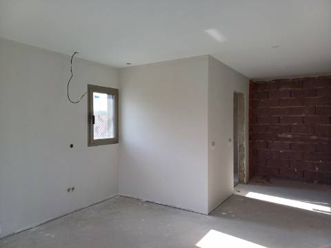 Moradia V4 Contemporânea, a 2 Minutos do Mosteiro da Batalha