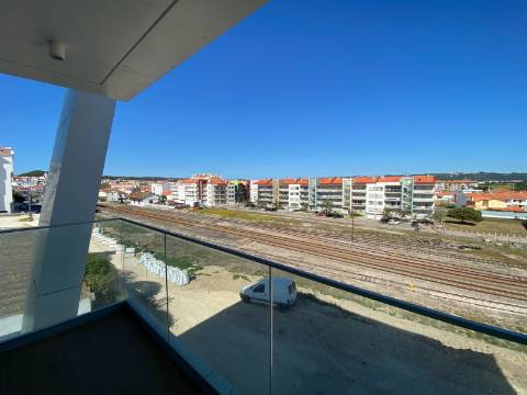 Apartamento T1 em frente à praia de São Martinho do Porto
