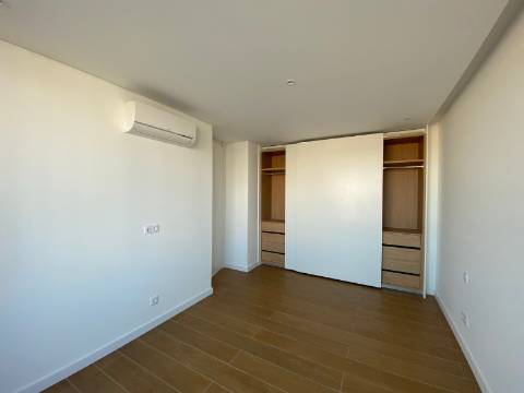 Apartamento T1 em frente à praia de São Martinho do Porto