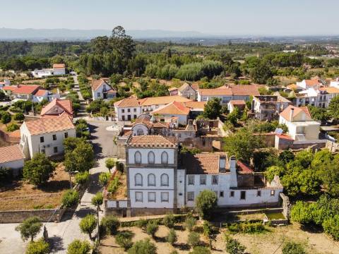 Palácio do Séc. XVII em Tábua