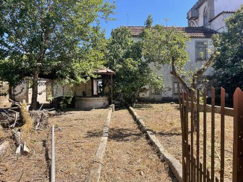 Palácio do Séc. XVII em Tábua