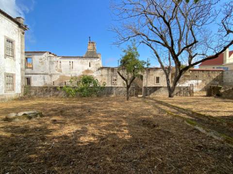 Palácio do Séc. XVII em Tábua