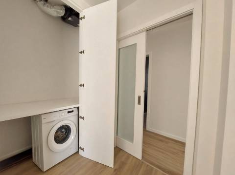 Moradia T4 com piscina, em São Gregório