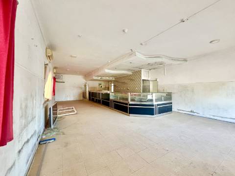 Imóvel junto a Palmela com grande potencial de investimento