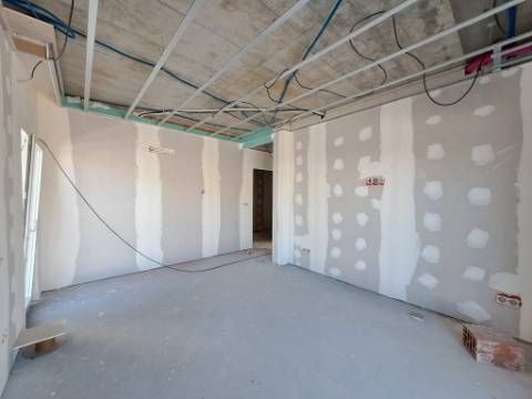 Moradia Térrea T3+1 com piscina em Geraldes