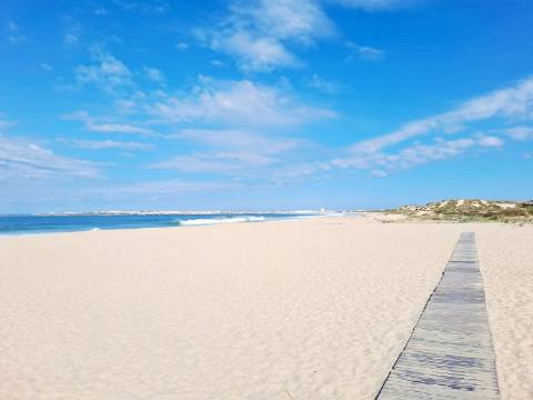 Moradia T3 em Casal Moinho