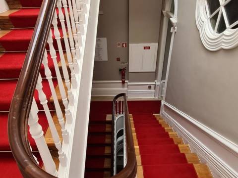 Prédio de charme arrendado - Investimento com rendimento garantido no Porto