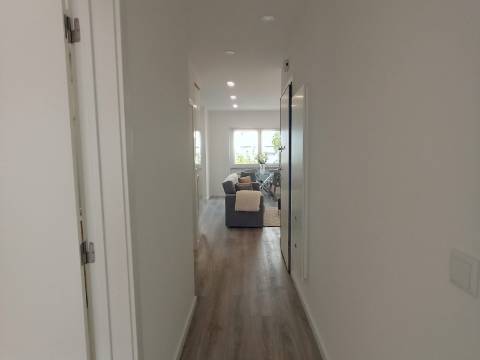 Apartamento T3 com vista rio e varanda