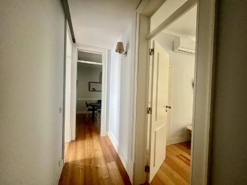 Apartamento T3 de Charme na Baixa de Lisboa - Uma Oportunidade Única!