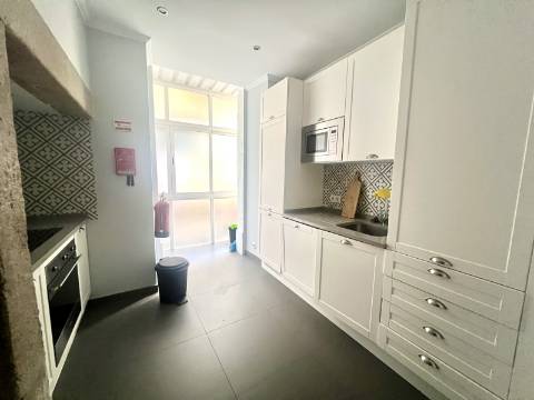Apartamento T3 de Charme na Baixa de Lisboa - Uma Oportunidade Única!