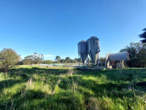 Lote para construção de 6.920m² e vista estupenda sobre o Campo