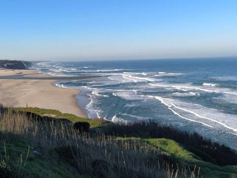 Lote para construção de 6.920m² e vista estupenda sobre o Campo