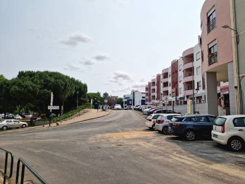 Prédio reabilitado em Alverca para rendimento