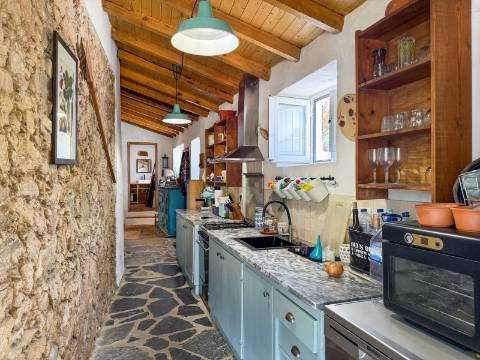 Quintinha com Moradia Típica Alentejana com 3 quartos