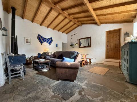 Quintinha com Moradia Típica Alentejana com 3 quartos