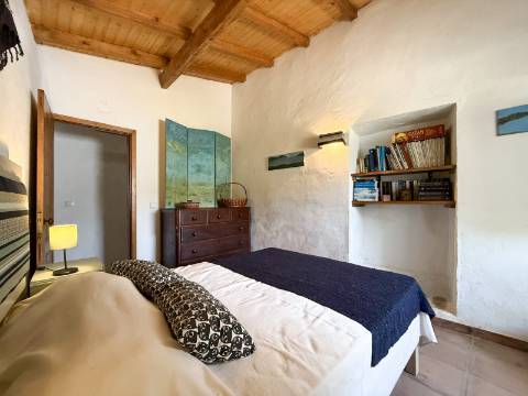 Quintinha com Moradia Típica Alentejana com 3 quartos