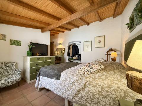 Quintinha com Moradia Típica Alentejana com 3 quartos