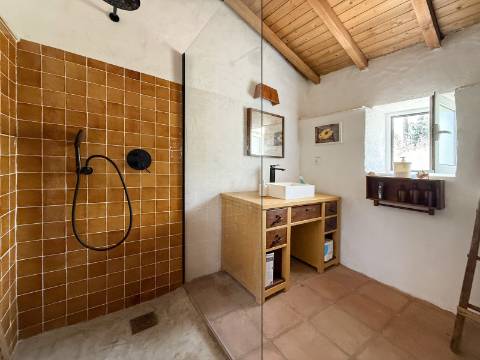 Quintinha com Moradia Típica Alentejana com 3 quartos