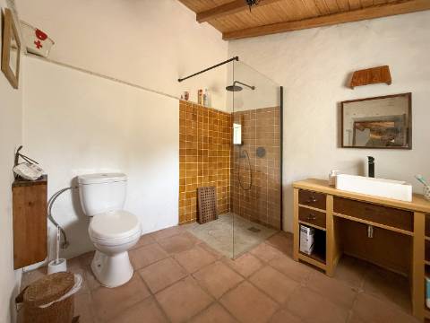 Quintinha com Moradia Típica Alentejana com 3 quartos