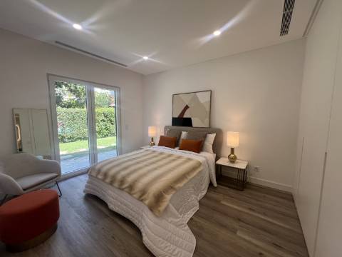 Moradia exclusiva V4 térrea na prestigiada Herdade da Aroeira