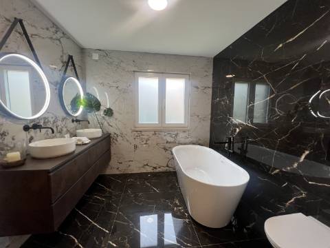 Moradia exclusiva V4 térrea na prestigiada Herdade da Aroeira