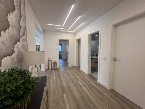 Moradia exclusiva V4 térrea na prestigiada Herdade da Aroeira