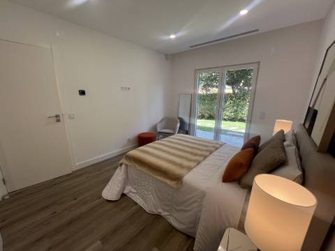 Moradia exclusiva V4 térrea na prestigiada Herdade da Aroeira
