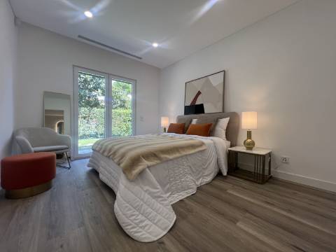 Moradia exclusiva V4 térrea na prestigiada Herdade da Aroeira