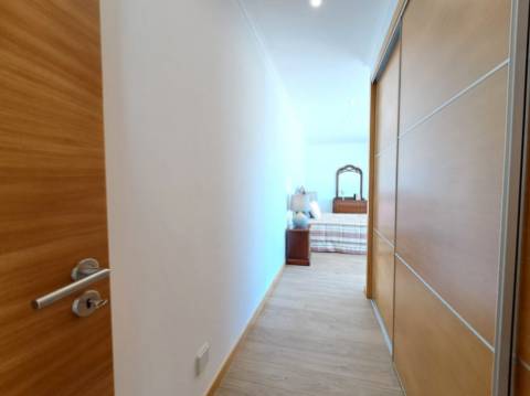 Moradia V5 Contemporânea frente ao Oceano Atlântico