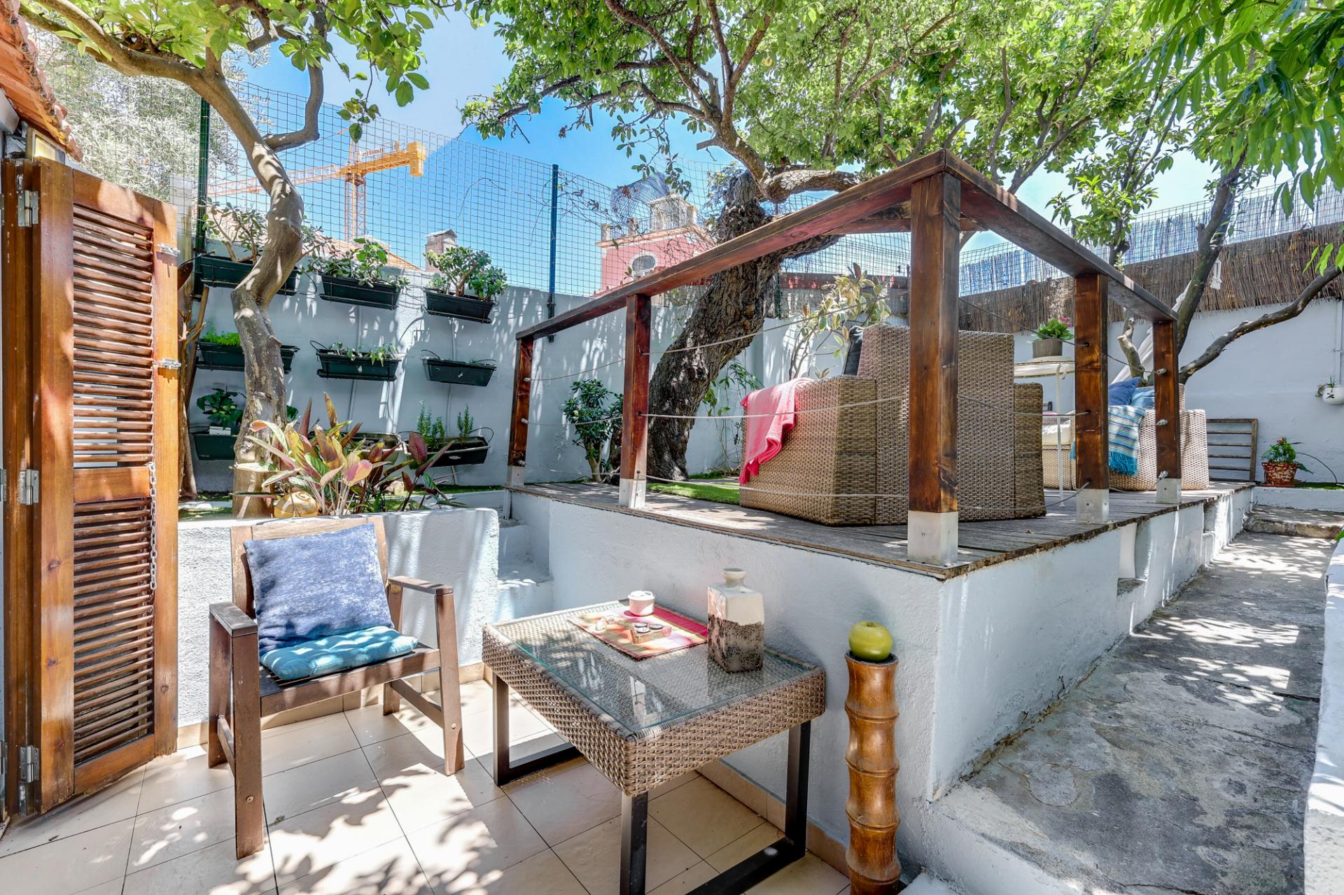 Exclusivo T3+1 com jardim privado - elegância, charme e conforto em Lisboa
