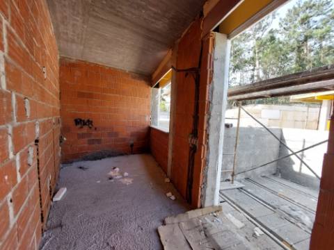 Moradia V4 com piscina perto da Lagoa de Óbidos