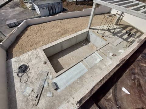 Moradia V4 com piscina perto da Lagoa de Óbidos