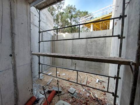 Moradia V4 com piscina perto da Lagoa de Óbidos