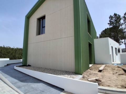 Moradia V4 com piscina perto da Lagoa de Óbidos