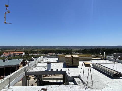 Moradia V3 com piscina e terraço a 5 minutos das praias