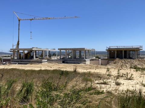 Moradia V3 com piscina e terraço a 5 minutos das praias