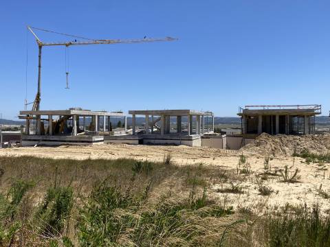 Moradia V3 com piscina e terraço a 5 minutos das praias