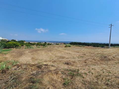 Terreno para construção em Salir do Porto