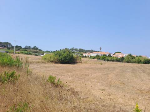 Terreno para construção em Salir do Porto