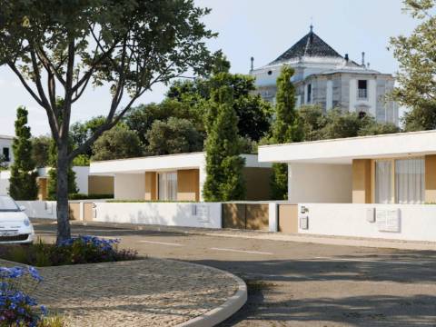 Moradia V3 com piscina em zona histórica