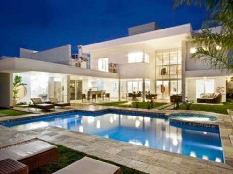 Última oportunidade no Triângulo Dourado do Algarve